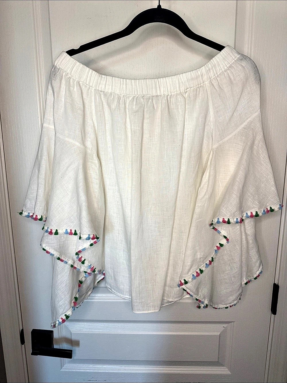 Zara White Off the shoulder Pom-Pom Sleeve Blouse Size Medium Like New
